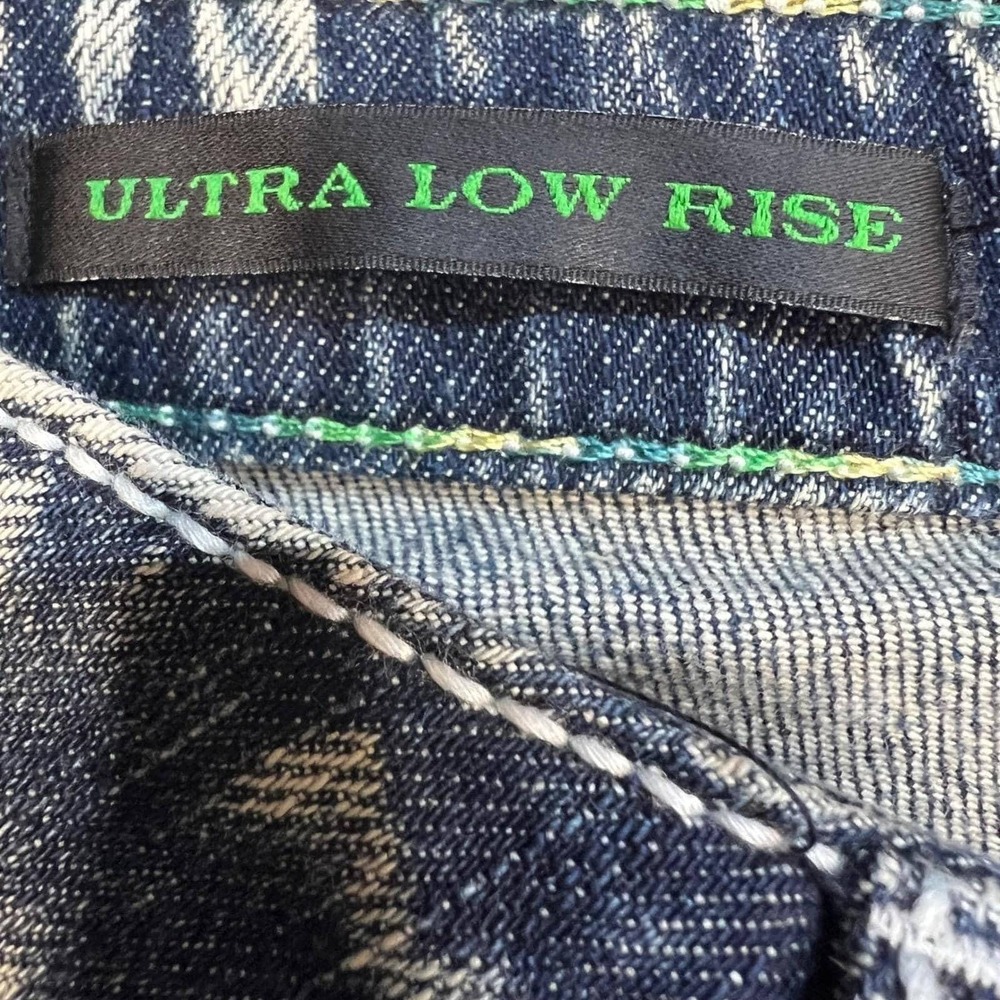 Rock 47 By Wrangler Y2K Low Rise Flare Jeans Embroidered 36L Size 3 - Picture 7 of 12